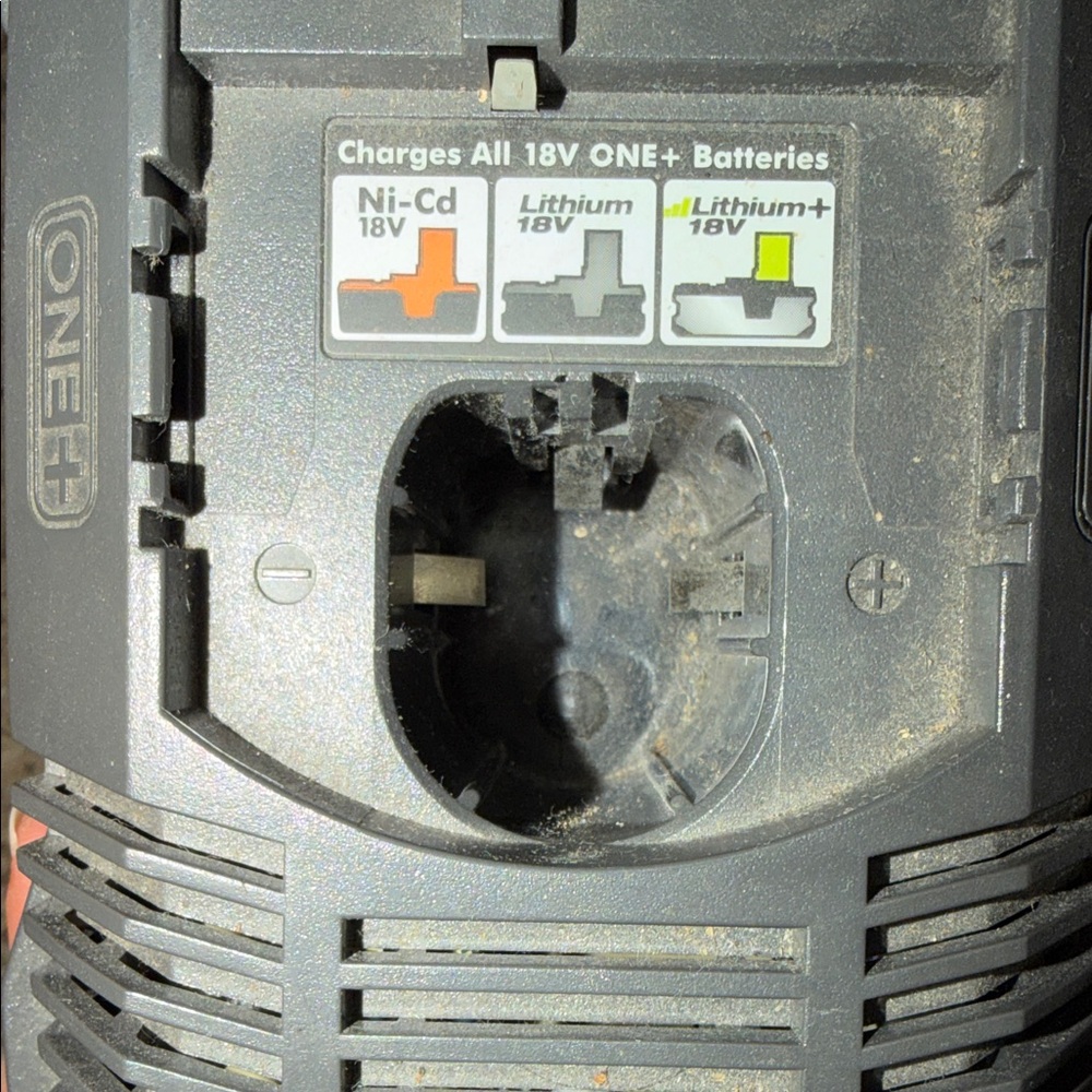 Ryobi IntelliPort Battery Charger - Picture 4 of 9